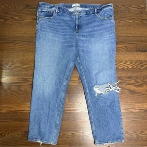 Abercrombie and Fitch The 90’s Straight, Low Rise, distressed Jean size 36 / 22